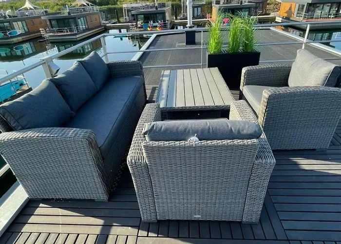 Lejlighed Hausboot Vroni Am Baerwaldersee By Interhome Klitten